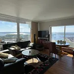 Apartamento Traveblick Ecksuite Queen-mary Travemuende 30 Etage Mit Meerblick Am Gelegen